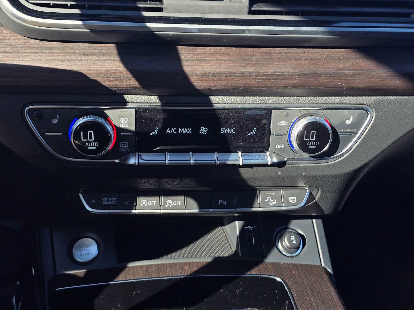 Certified 2025 Audi Q5 2.0T Premium image 28