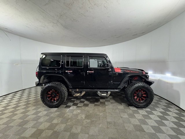 Used 2015 Jeep Wrangler Unlimited Sahara image 4