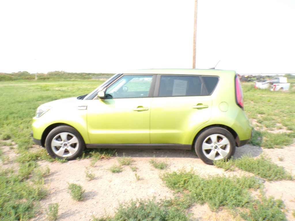 Used 2017 Kia Soul FWD image 8