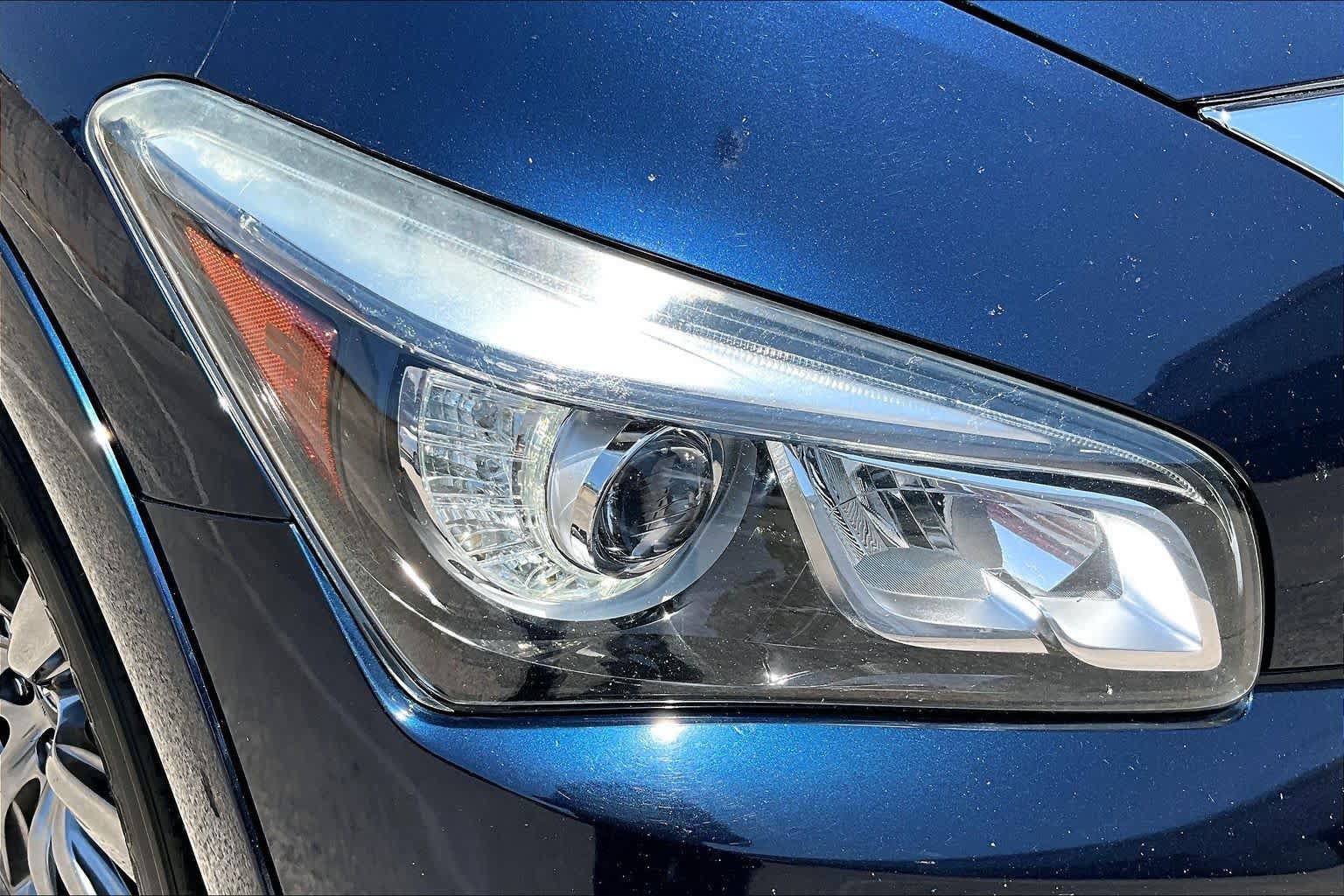 Used 2017 INFINITI QX80 Signature Edition RWD image 30