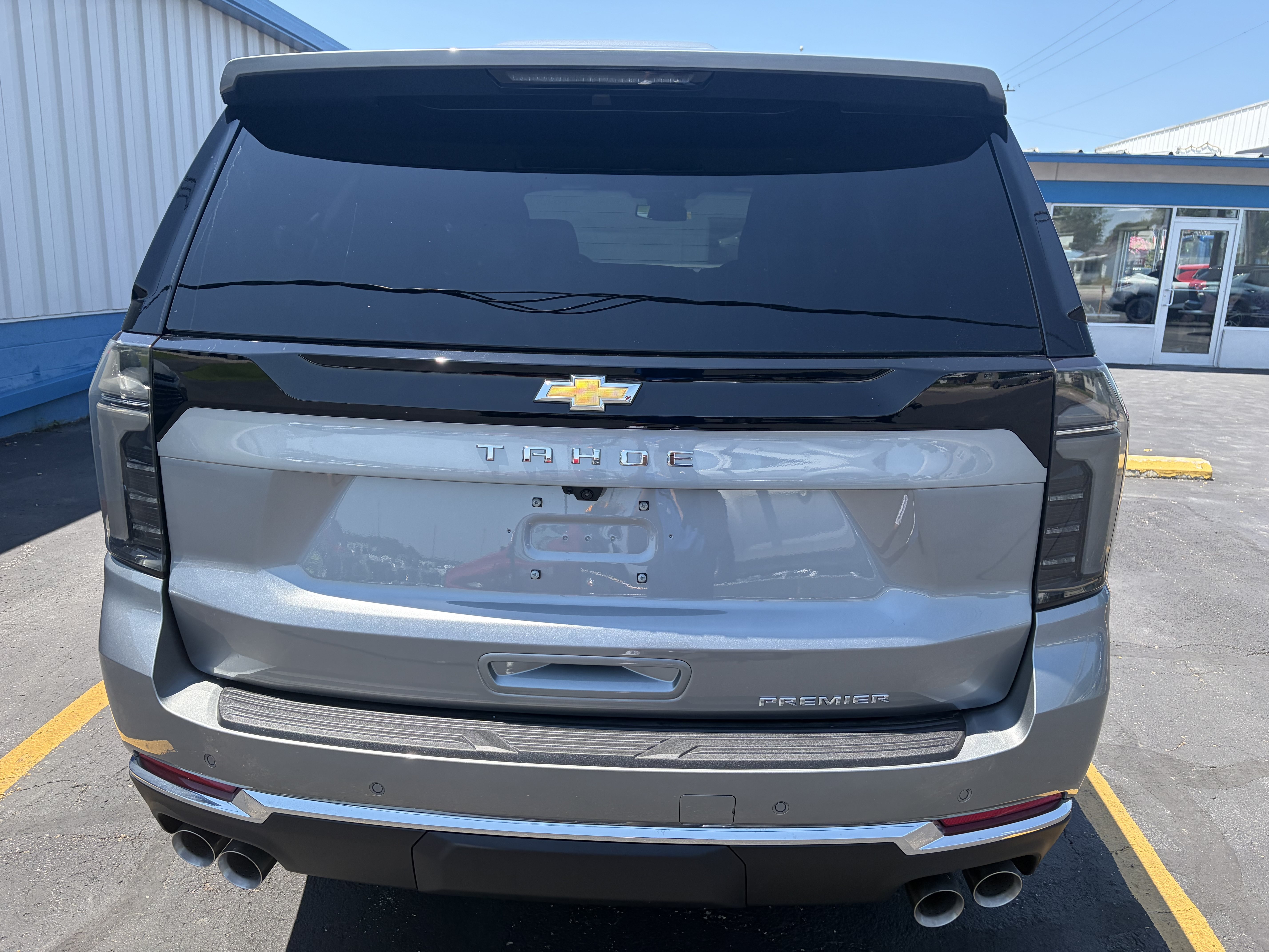 New 2026 Chevrolet Tahoe Premier w/ Sun And Tow Package AWD/4WD image 4