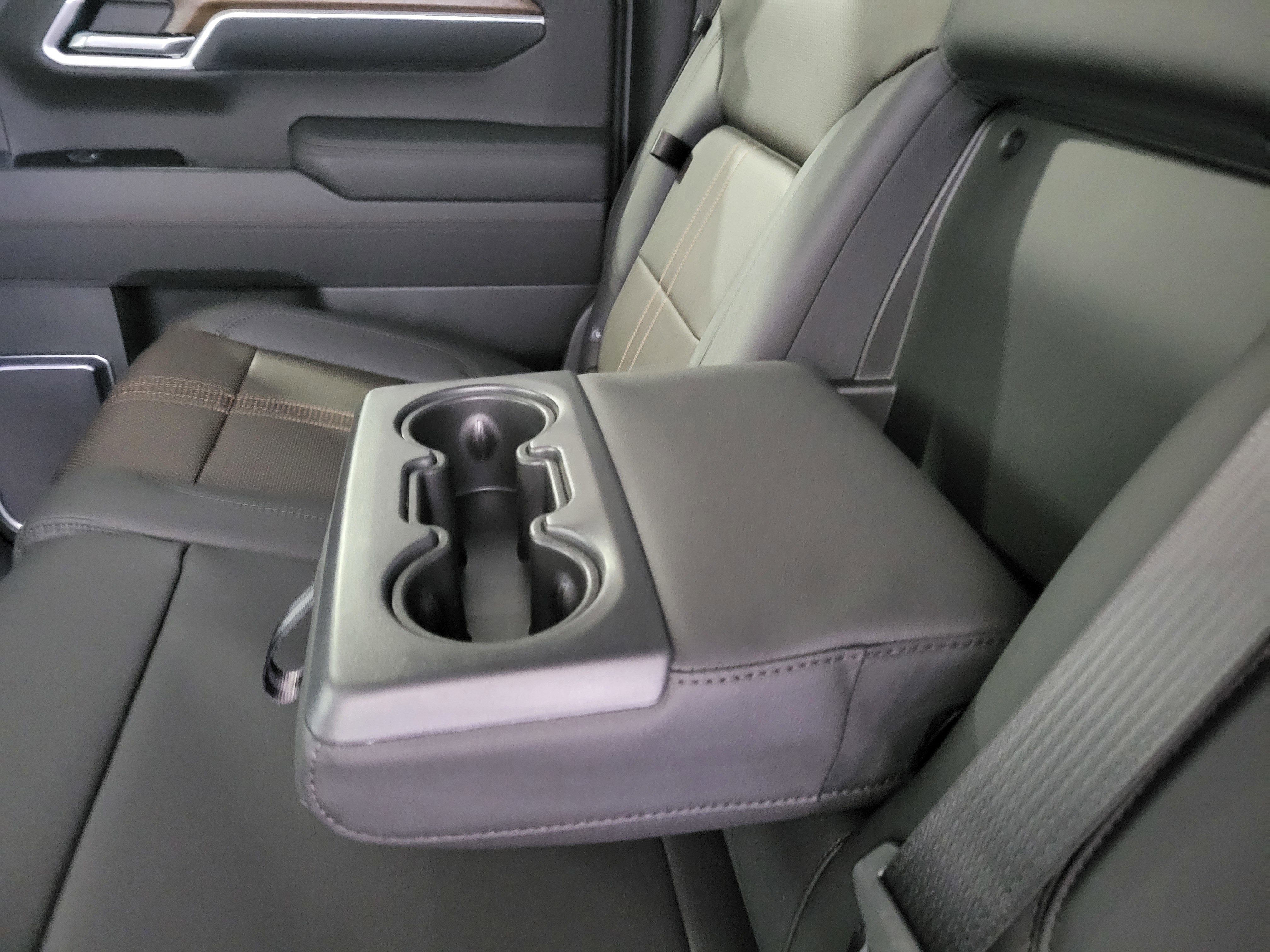 New 2026 Chevrolet Silverado 1500 High Country w/ Midnight Edition image 42