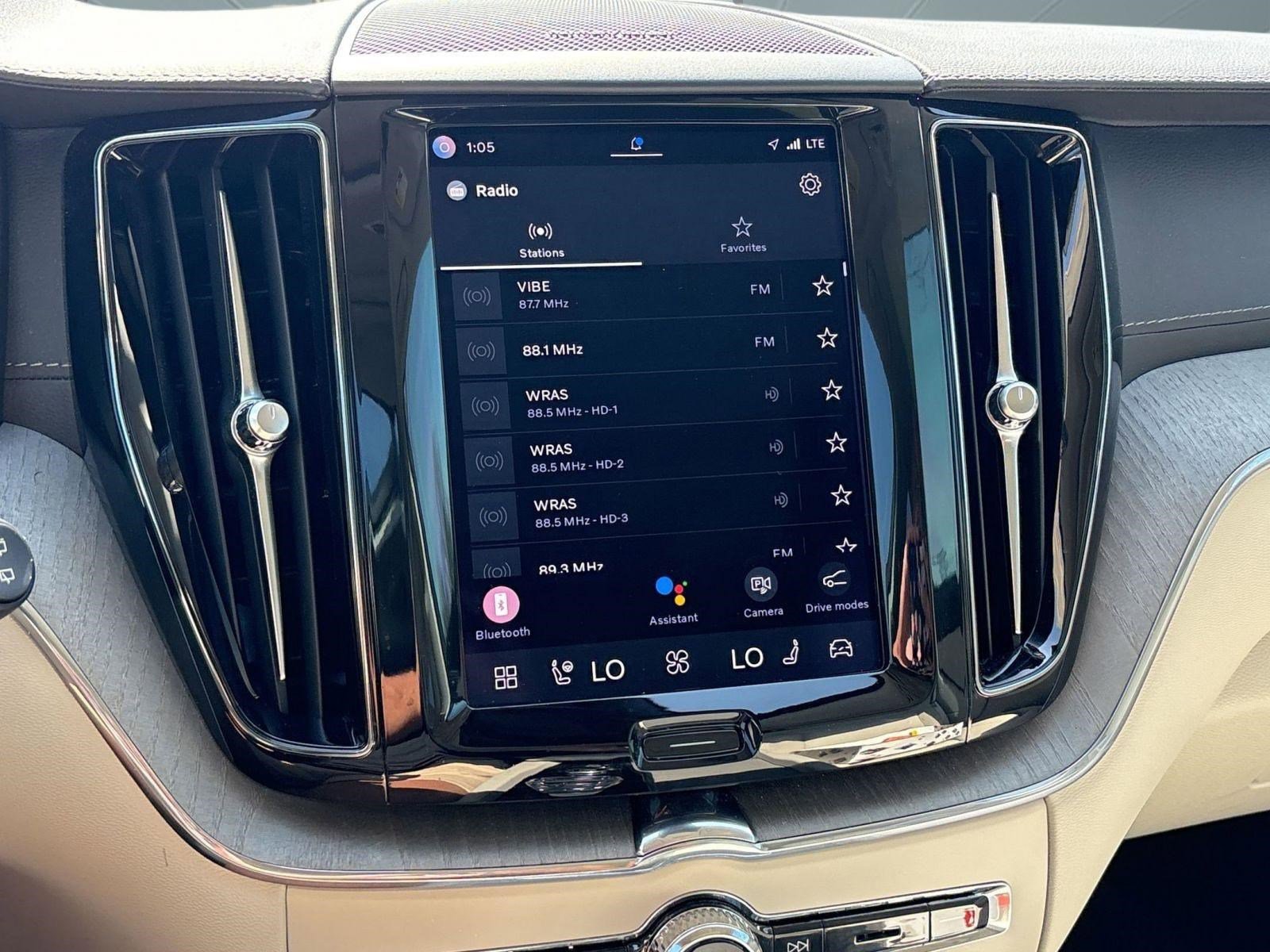 Used 2023 Volvo XC60 B5 Ultimate w/ Climate Package image 22