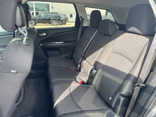 Used 2017 Dodge Journey SE FWD image 25