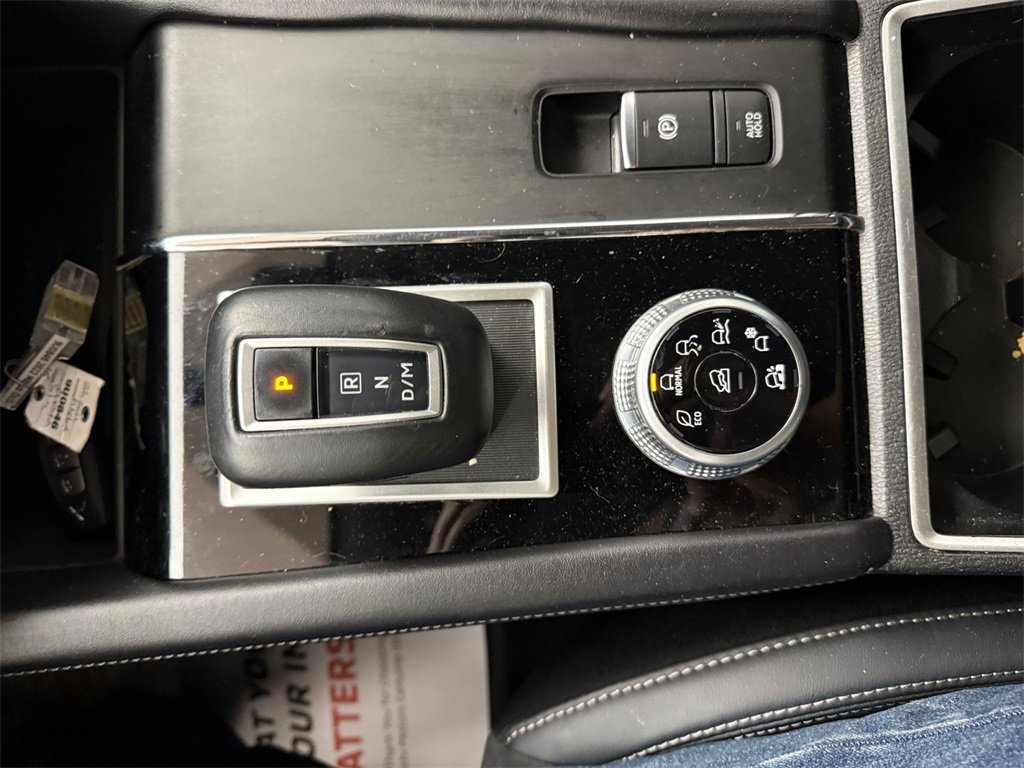 Used 2022 Mitsubishi Outlander SE image 21