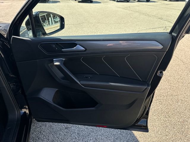 Certified 2023 Volkswagen Tiguan SE image 34