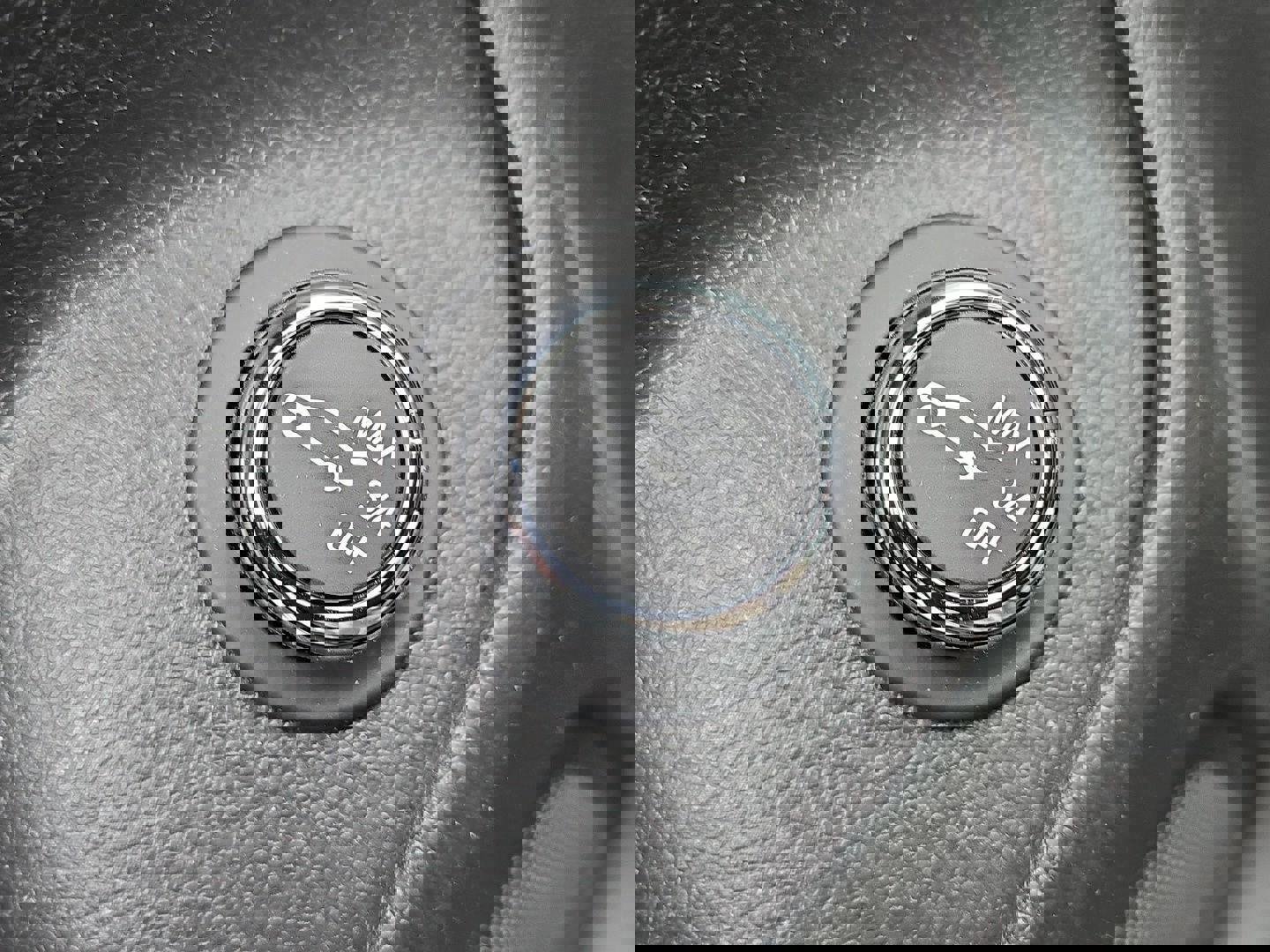 Used 2023 Buick Encore GX Essence w/ Experience Buick Package image 14