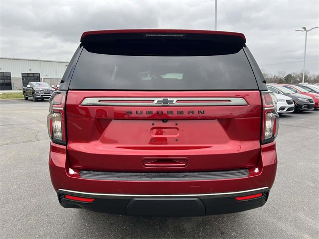 Used 2022 Chevrolet Suburban Z71 w/ Luxury Package image 6