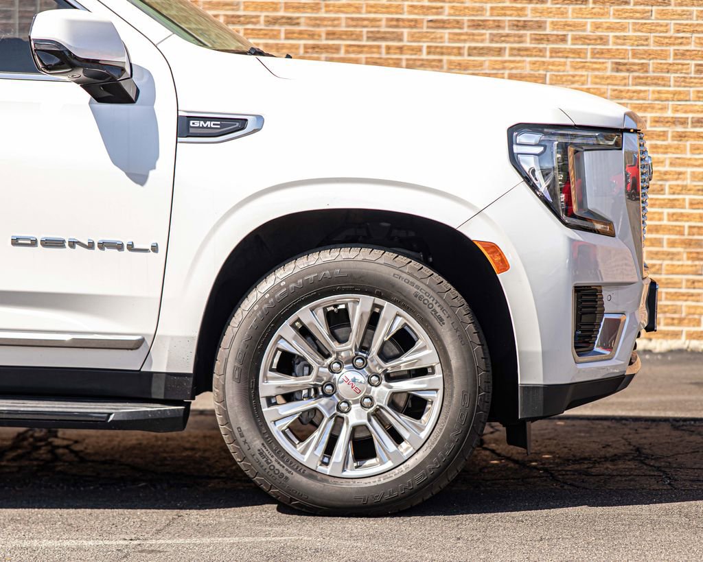 Used 2021 GMC Yukon Denali AWD/4WD image 10
