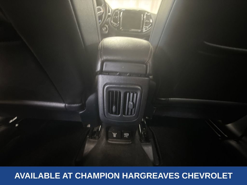Used 2018 Jeep Compass Limited AWD/4WD image 30