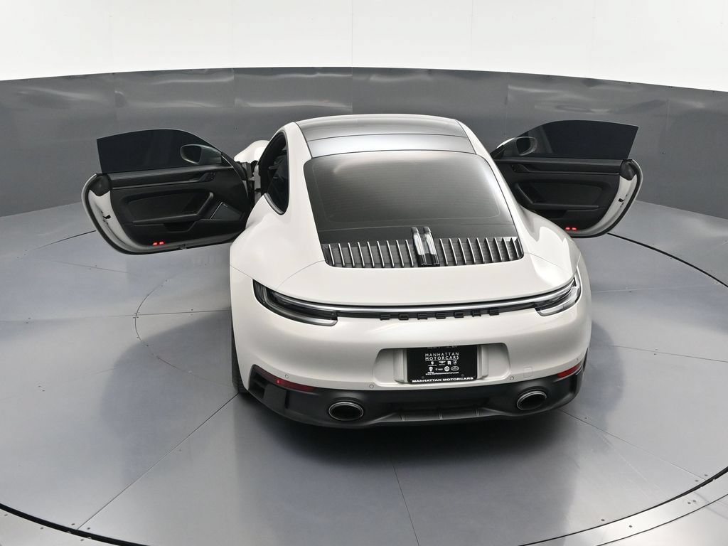 Certified 2024 Porsche 911 Carrera GTS RWD image 33