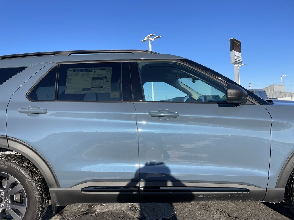 New 2026 Ford Explorer Active w/ Active Comfort Package image 40