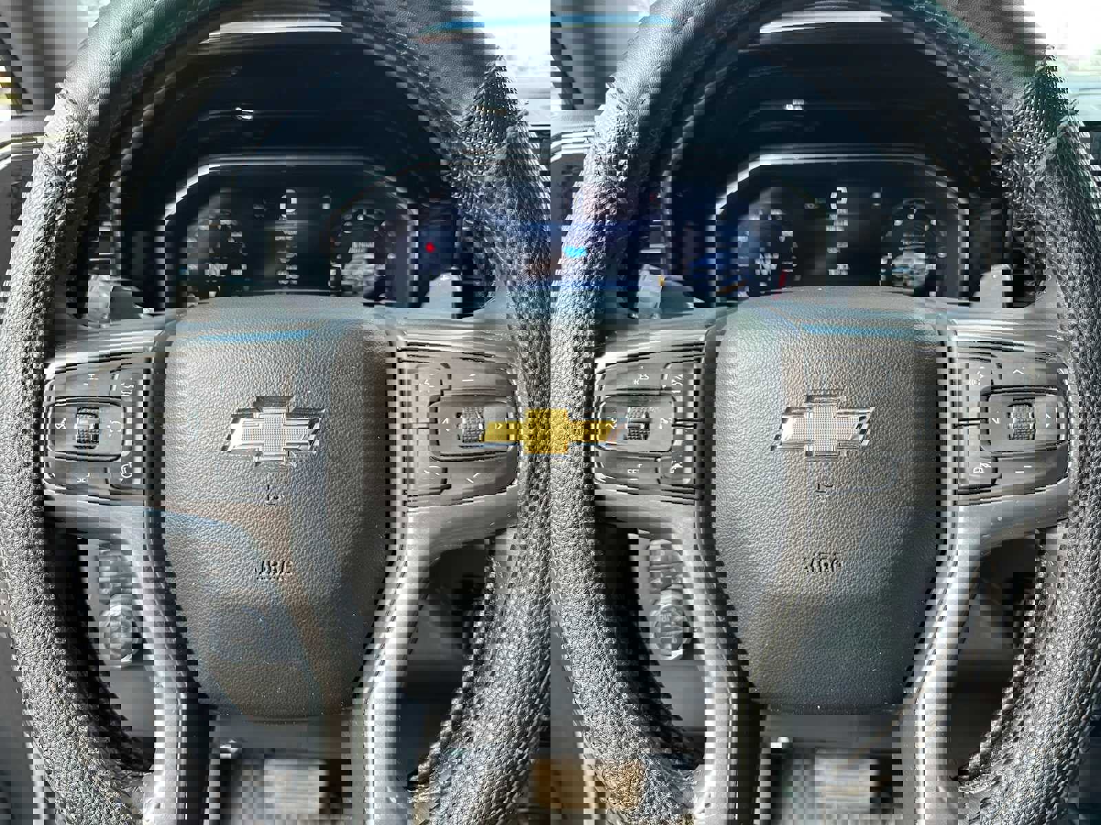 Used 2023 Chevrolet Silverado 1500 LTZ image 22