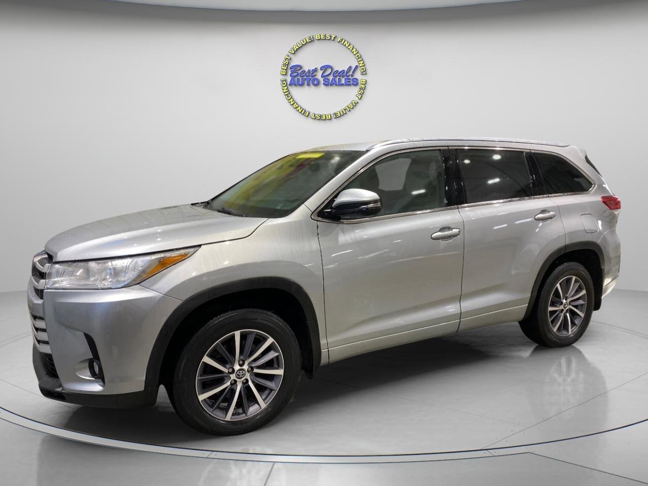 Used 2017 Toyota Highlander XLE