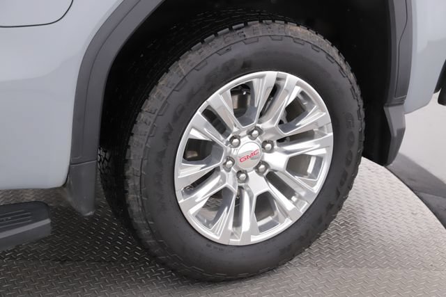 Used 2025 GMC Sierra 1500 Denali AWD/4WD image 14