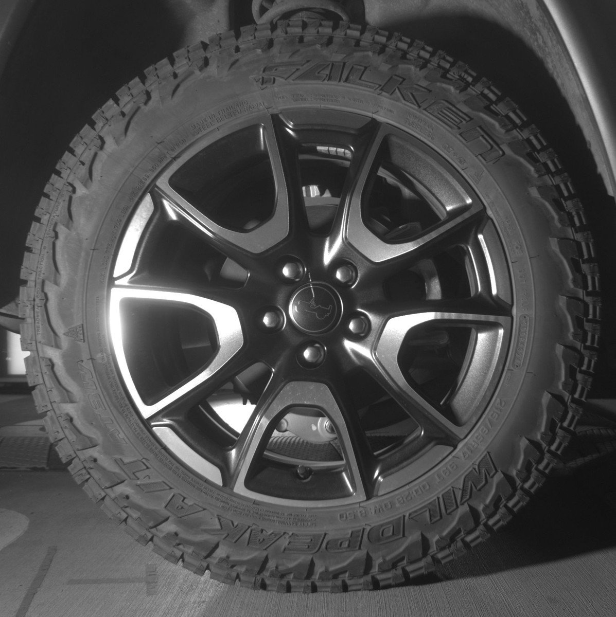 Used 2025 Jeep Compass Trailhawk image 15