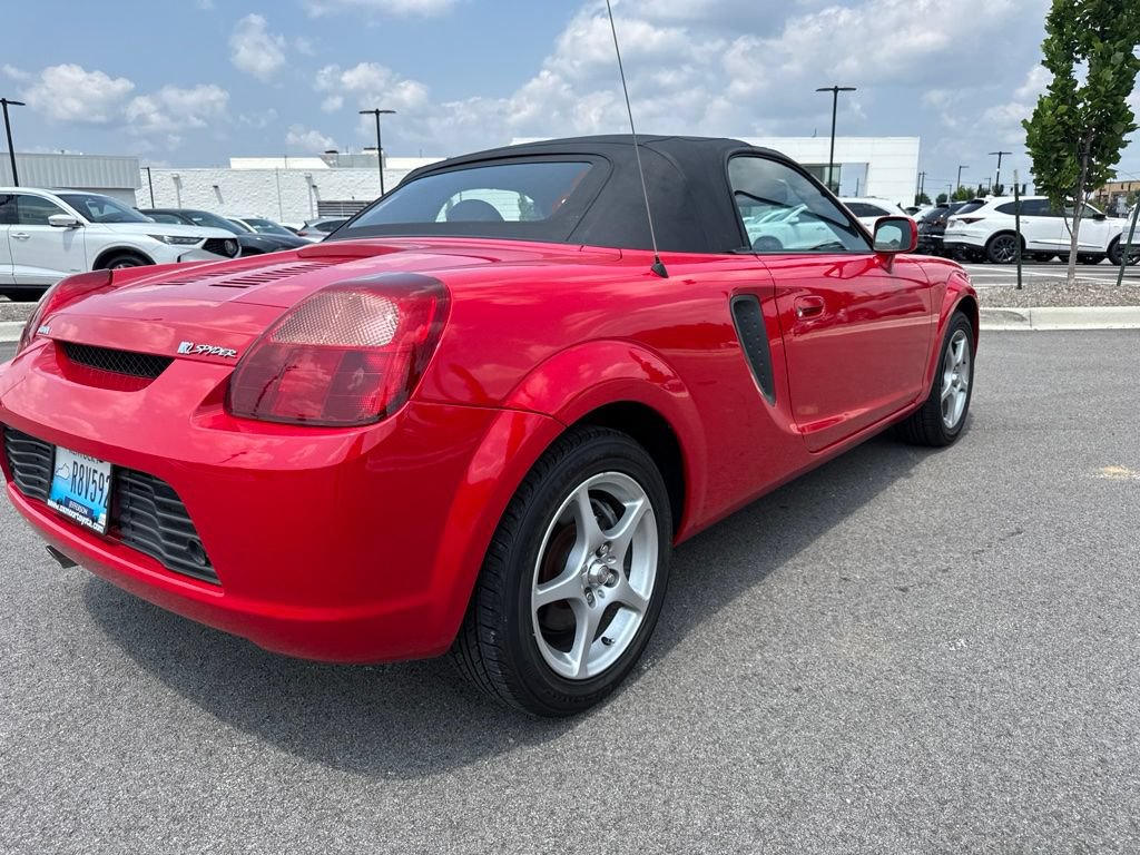 Used 2001 Toyota MR2 RWD image 10