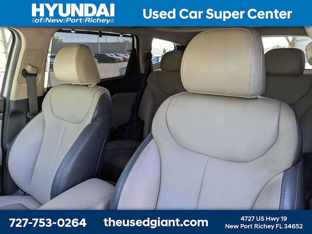 Used 2019 Hyundai Santa Fe FWD image 7