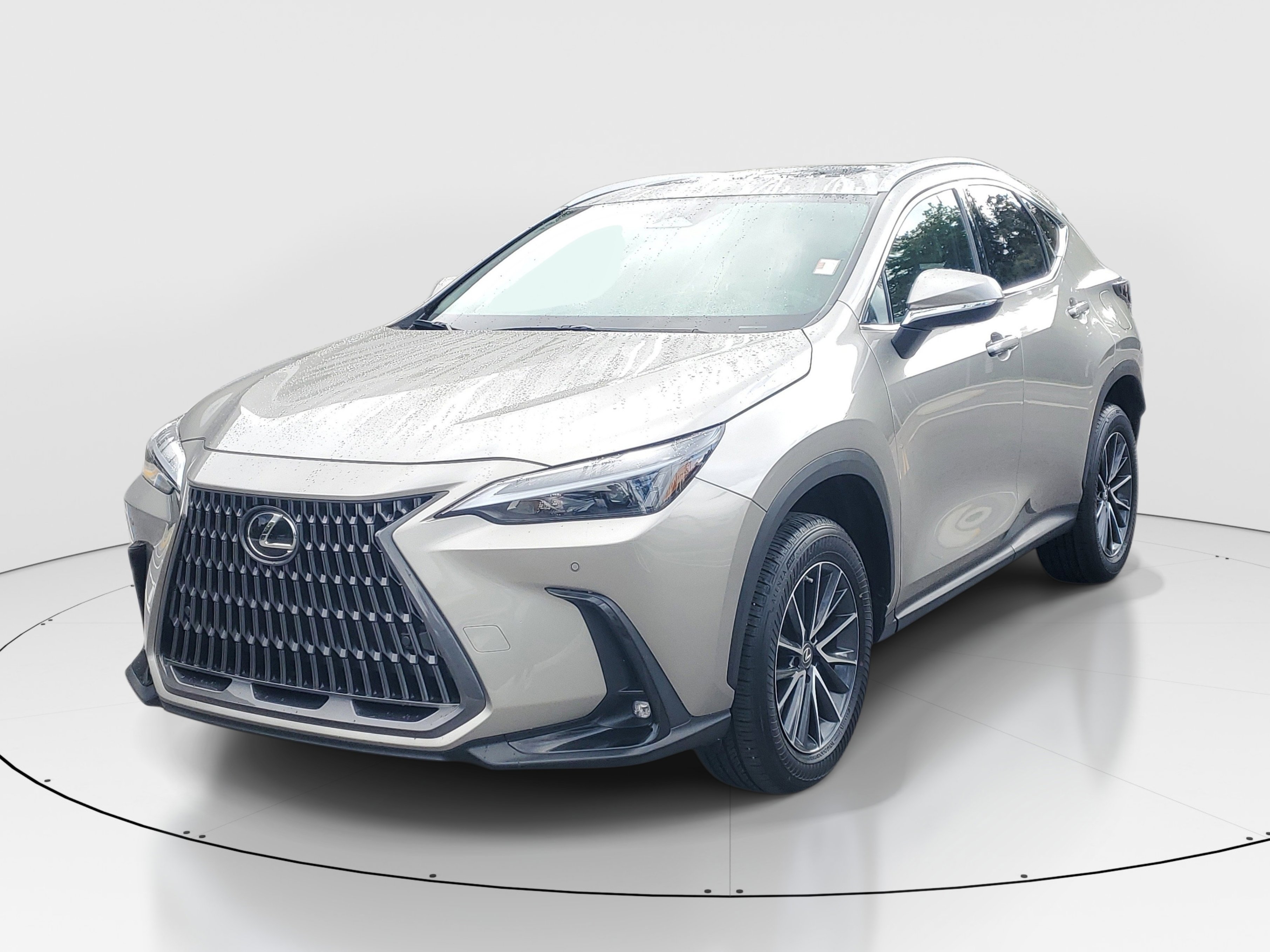 Used 2023 Lexus NX 350 AWD image 3
