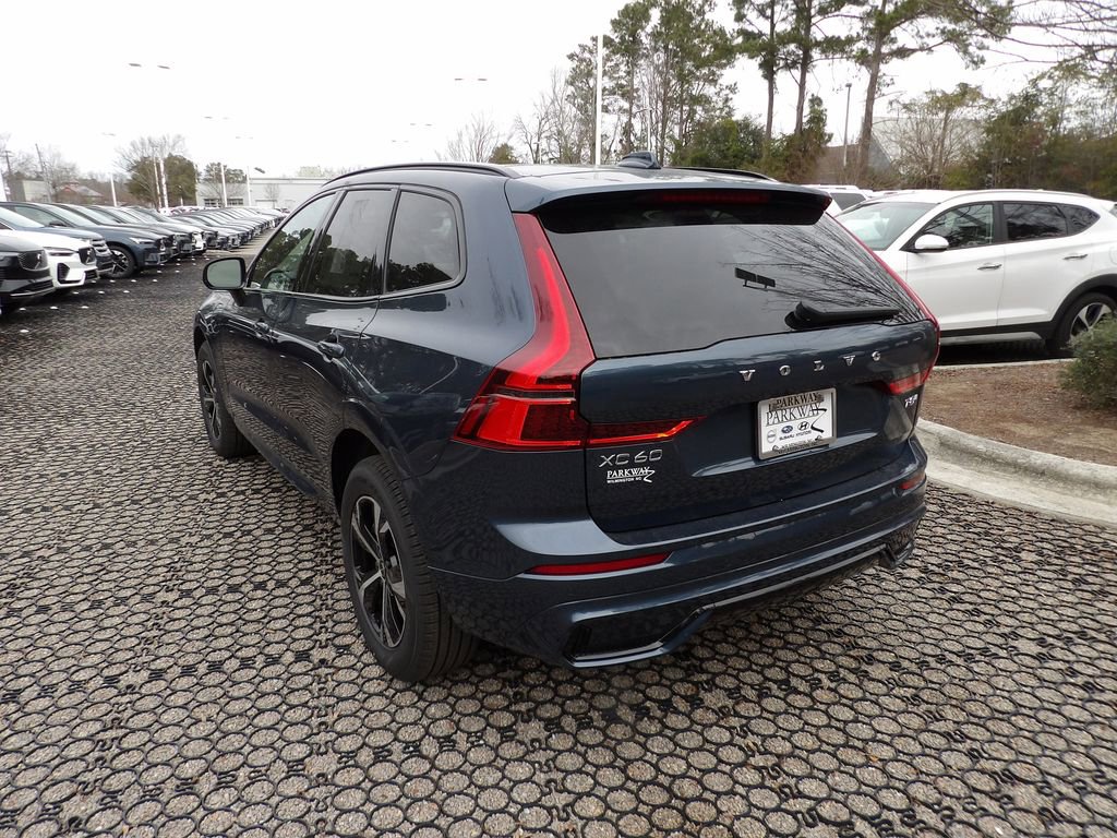 New 2026 Volvo XC60 T8 Core w/ Climate Package image 7