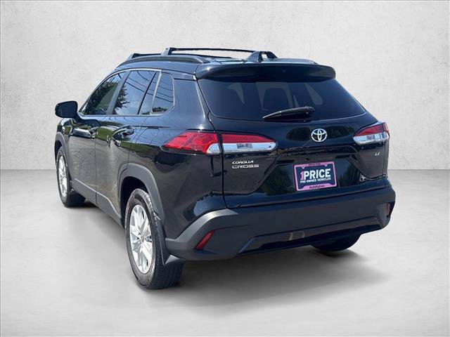 Used 2022 Toyota Corolla Cross LE w/ Moonroof Package FWD image 7