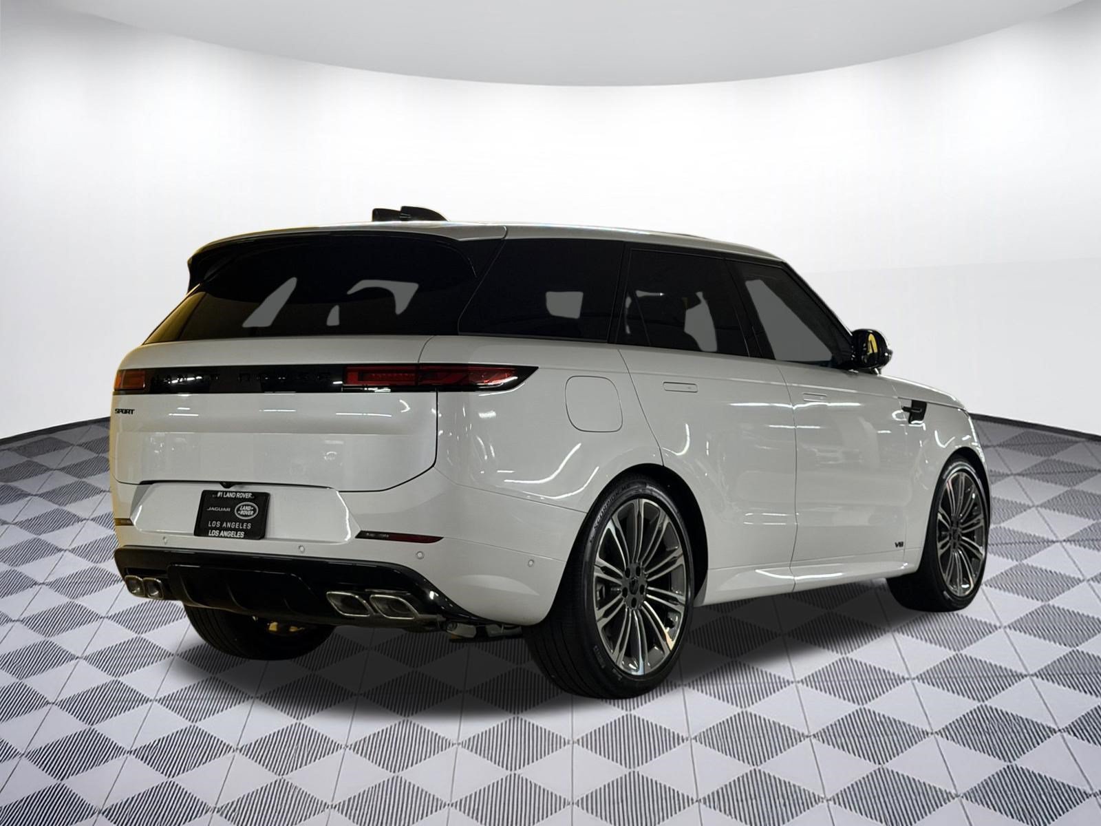 New 2026 Land Rover Range Rover Sport Dynamic SE AWD/4WD image 8