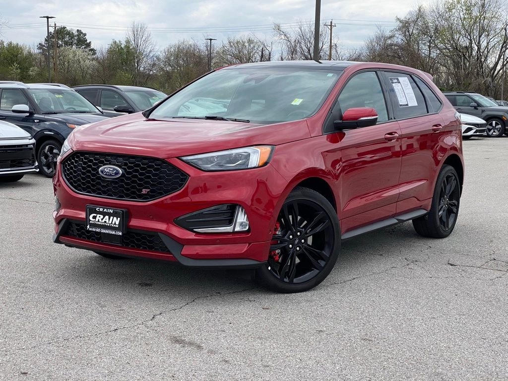 Used 2024 Ford Edge ST w/ Equipment Group 401A AWD/4WD image 3
