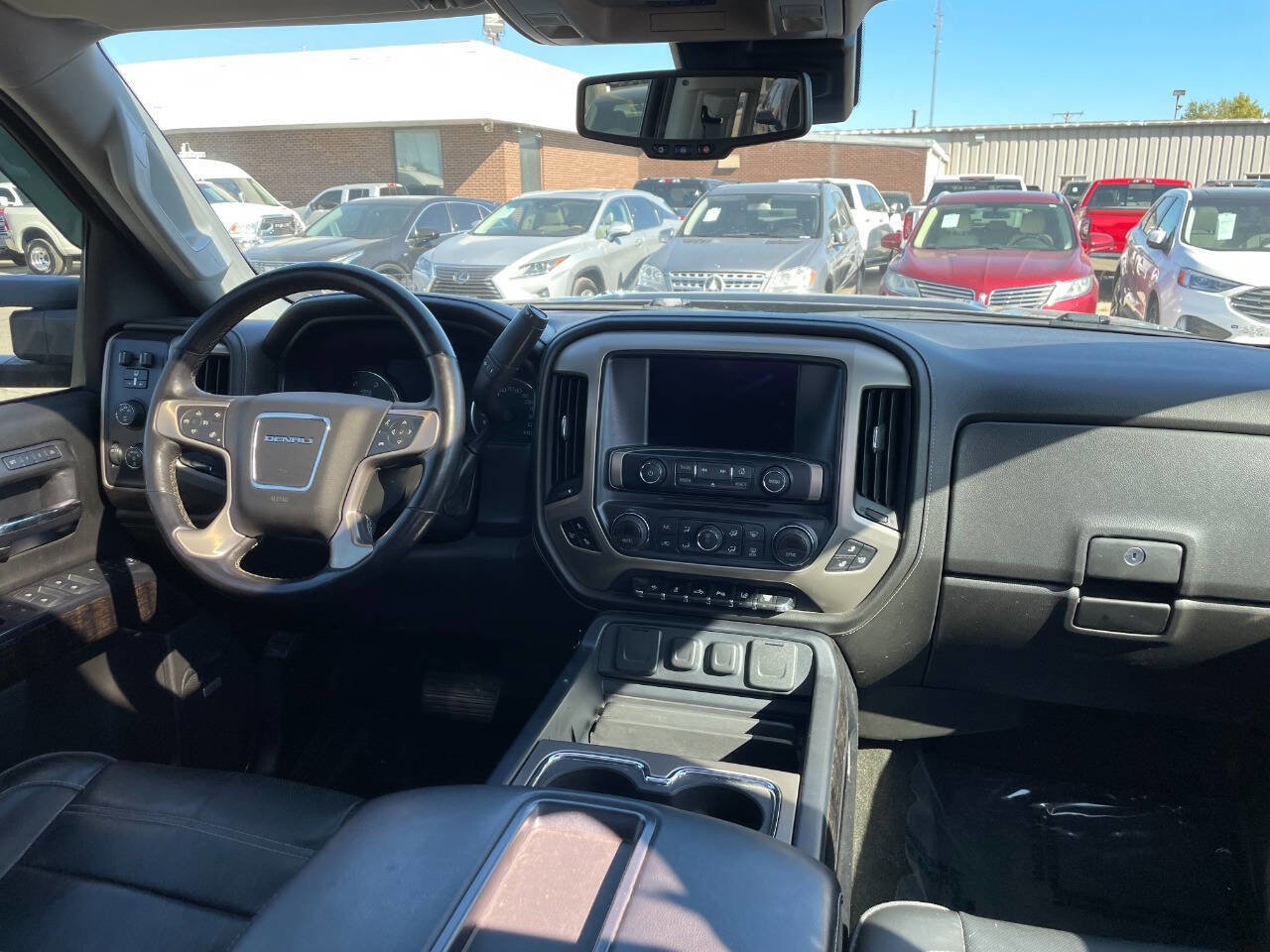 Used 2015 GMC Sierra 3500 Denali w/ Duramax Plus Package image 27