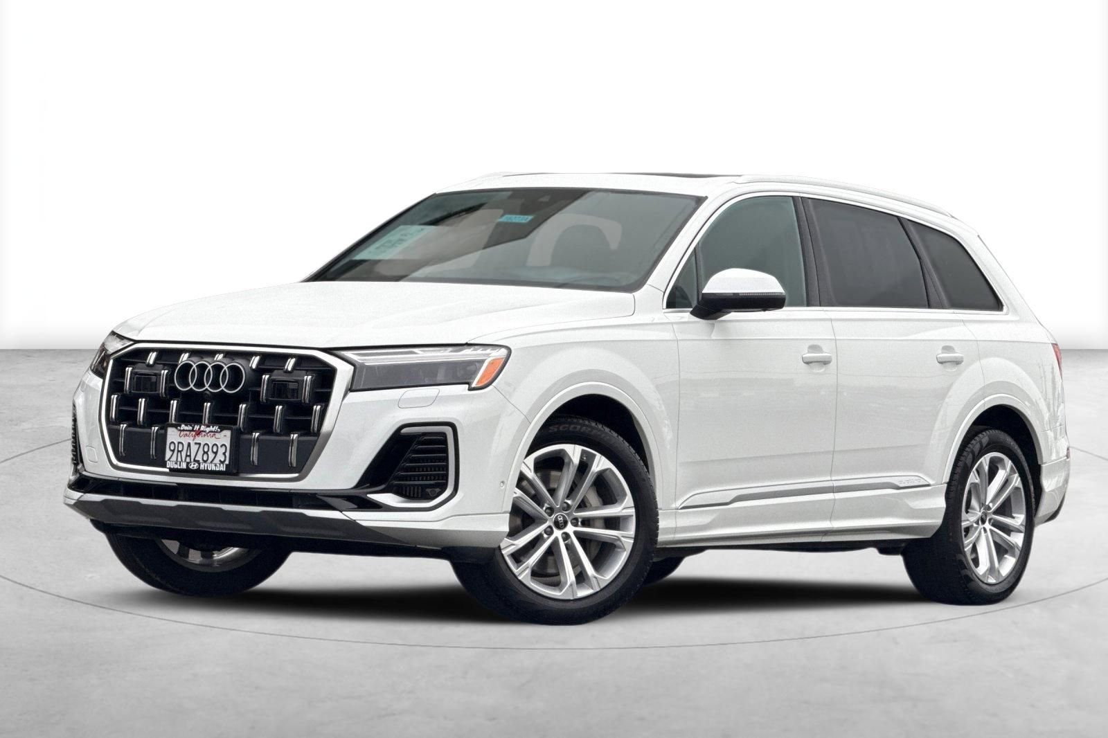 Used 2025 Audi Q7 3.0T Premium Plus image 2