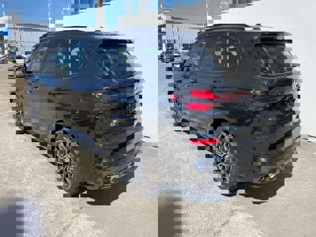 New 2026 BMW X5 xDrive40i w/ M Sport Package image 3