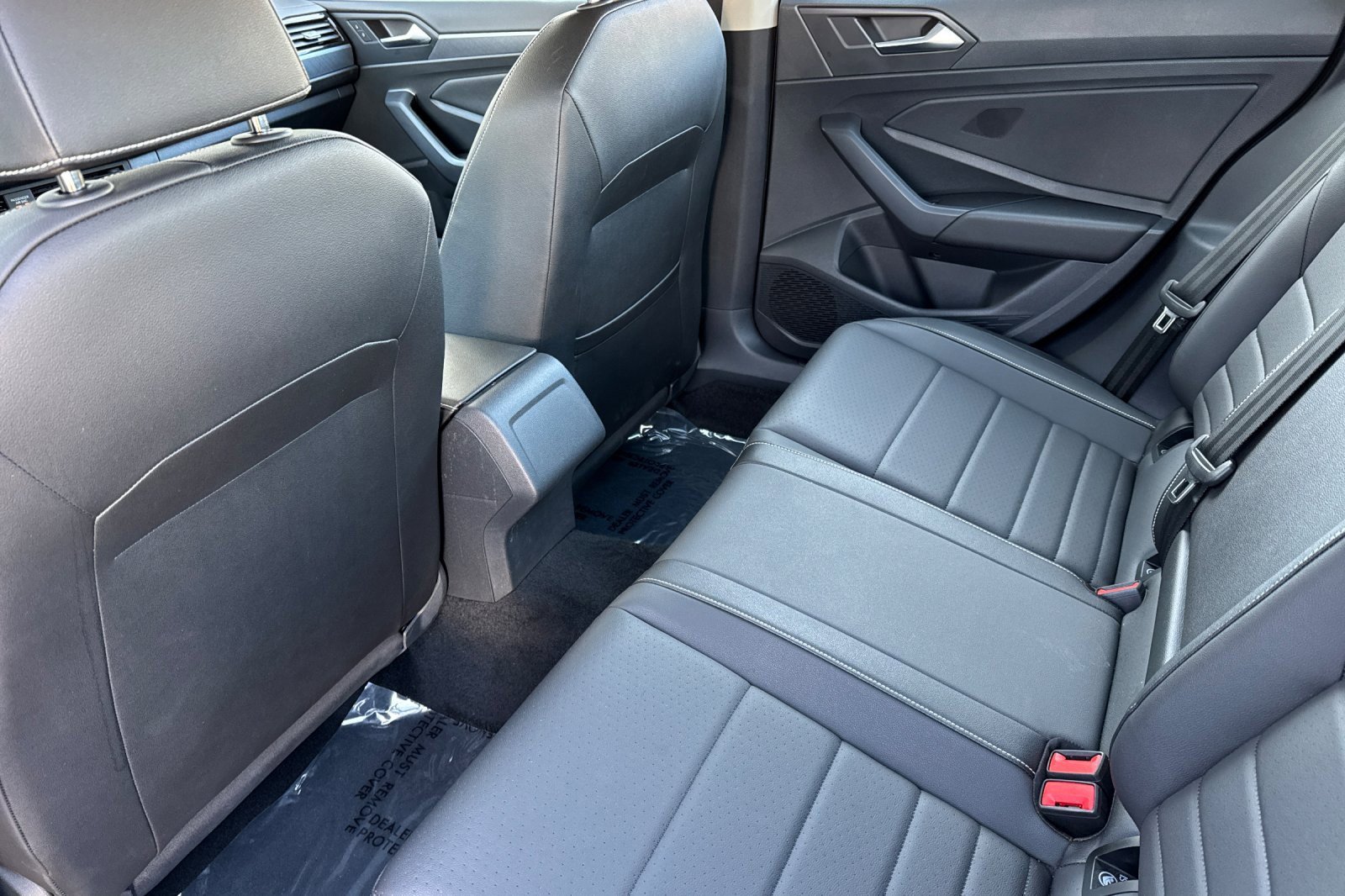 Used 2024 Volkswagen Jetta SE image 13