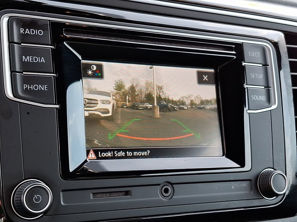 Used 2019 Volkswagen Beetle 2.0T S image 15