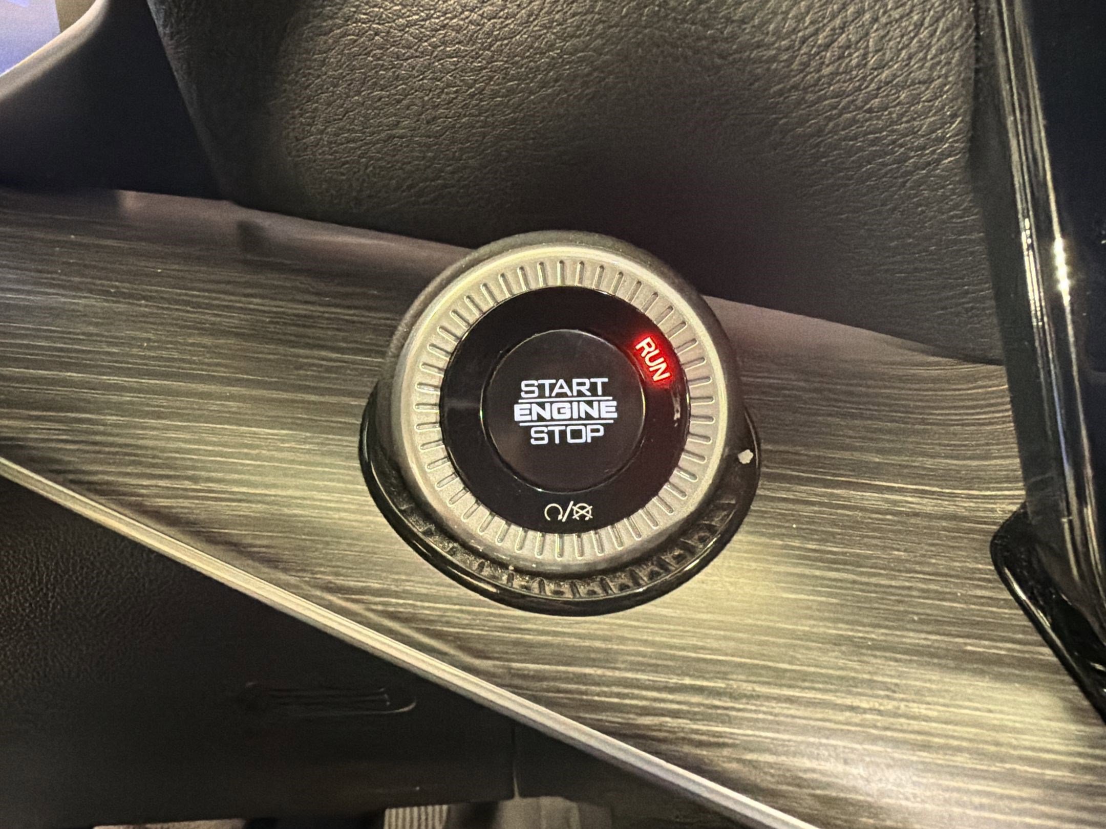 Used 2024 Jeep Wagoneer L Series II w/ Flexible Seating Group image 27