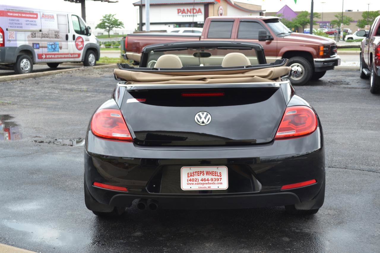 Used 2015 Volkswagen Beetle 1.8T FWD image 6