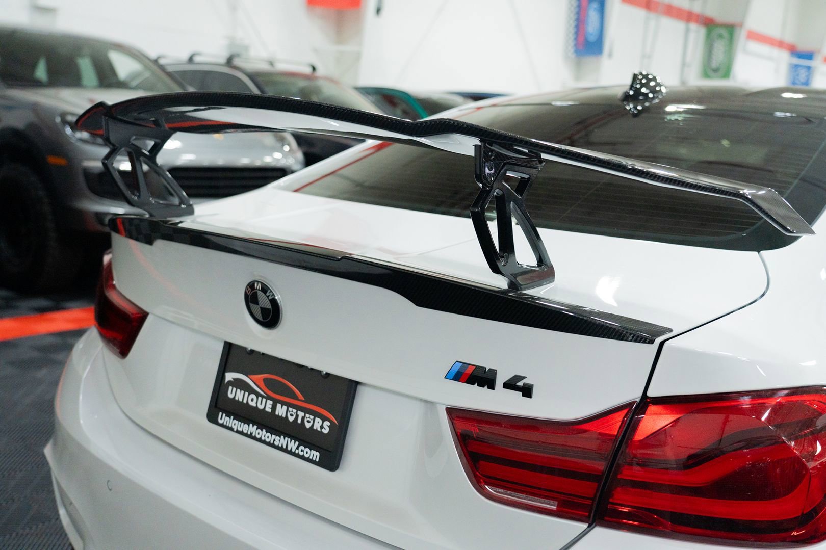 Used 2018 BMW M4 Coupe RWD image 13