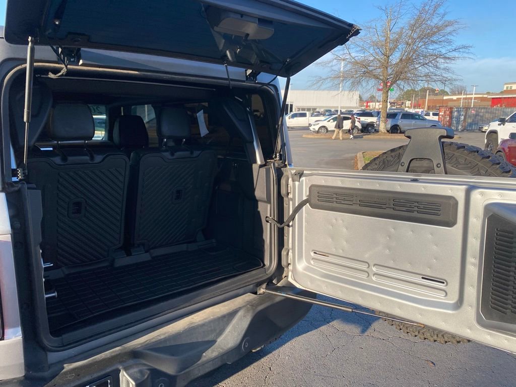 Used 2023 Ford Bronco Wildtrak image 9