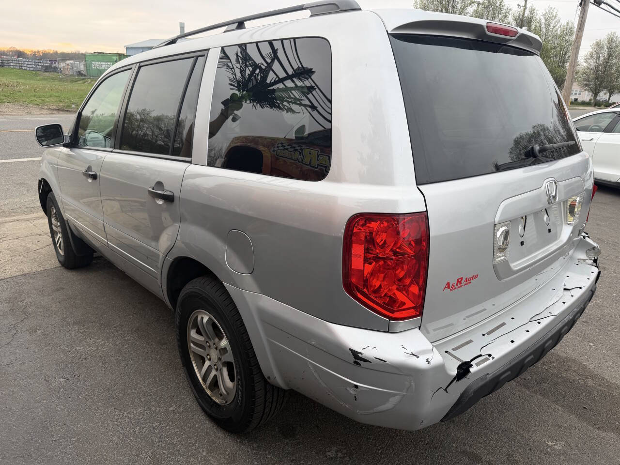 Used 2004 Honda Pilot EX image 5