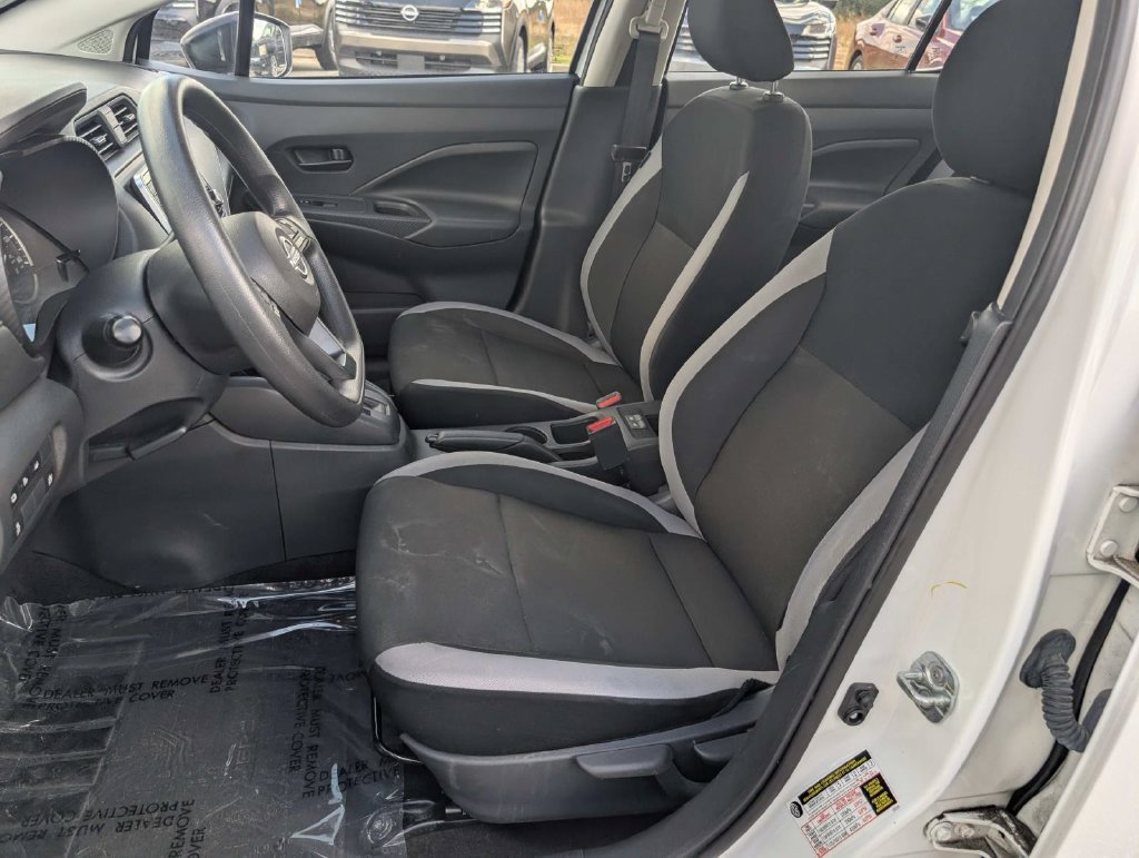 Used 2025 Nissan Versa S FWD image 15