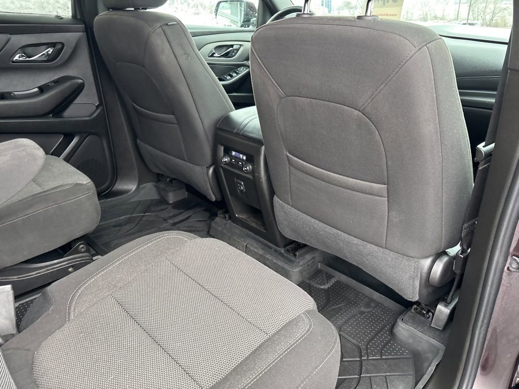 Certified 2023 Chevrolet Traverse LT image 24