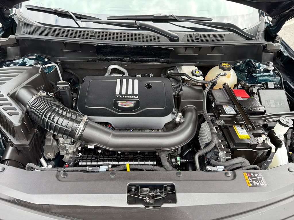 Certified 2024 Cadillac XT6 Luxury w/ LPO, Floor Liner Package AWD/4WD image 15