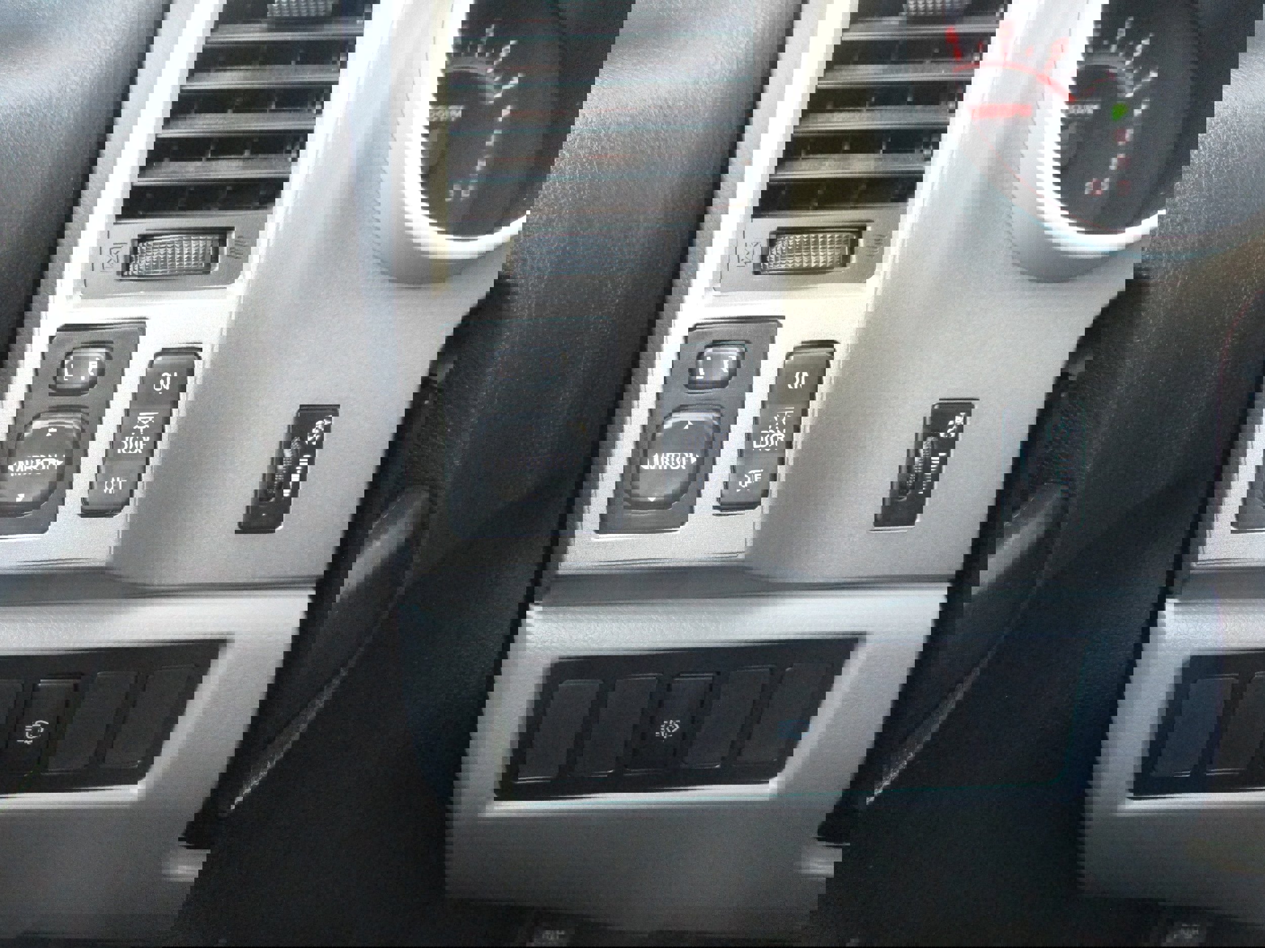 Used 2013 Toyota Sequoia SR5 image 16