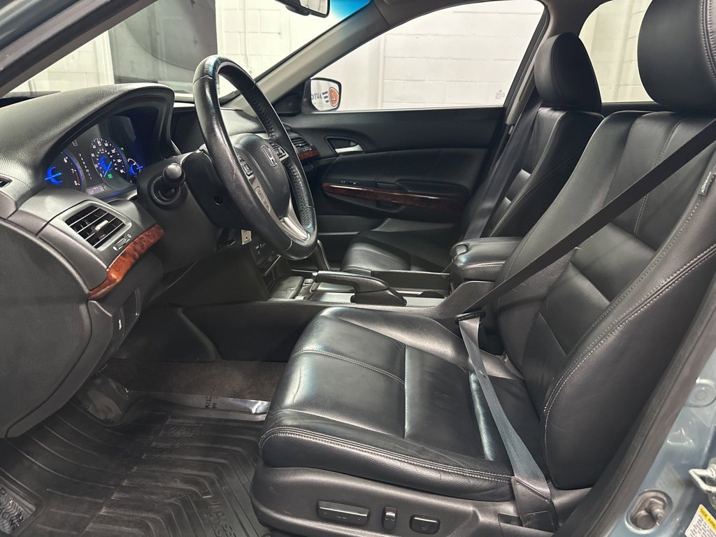 Used 2010 Honda Crosstour EX-L image 19