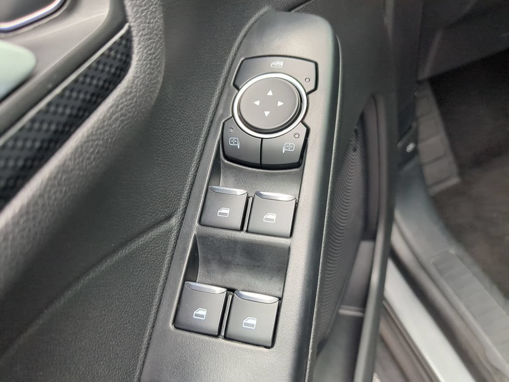 Used 2024 Ford Escape ST-Line FWD image 18