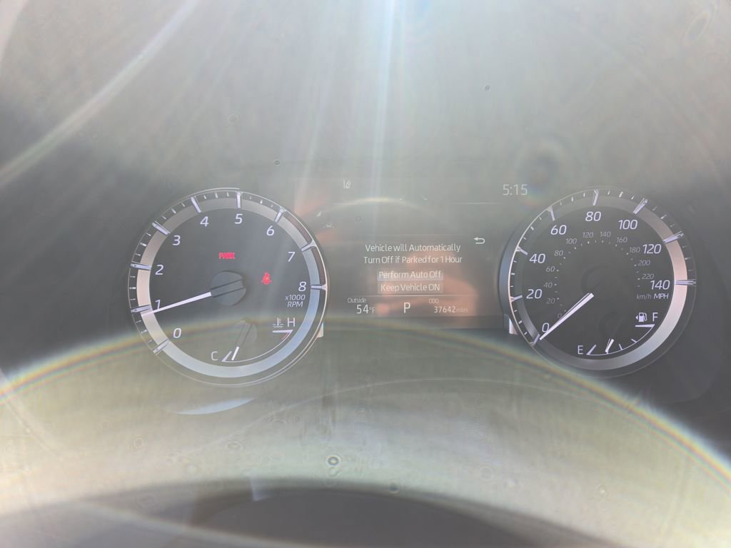 Used 2024 Toyota Highlander LE image 41