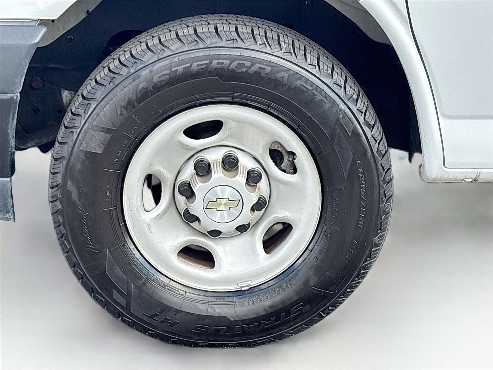 Used 2023 Chevrolet Express 2500 Extended w/ Driver Convenience Package image 33