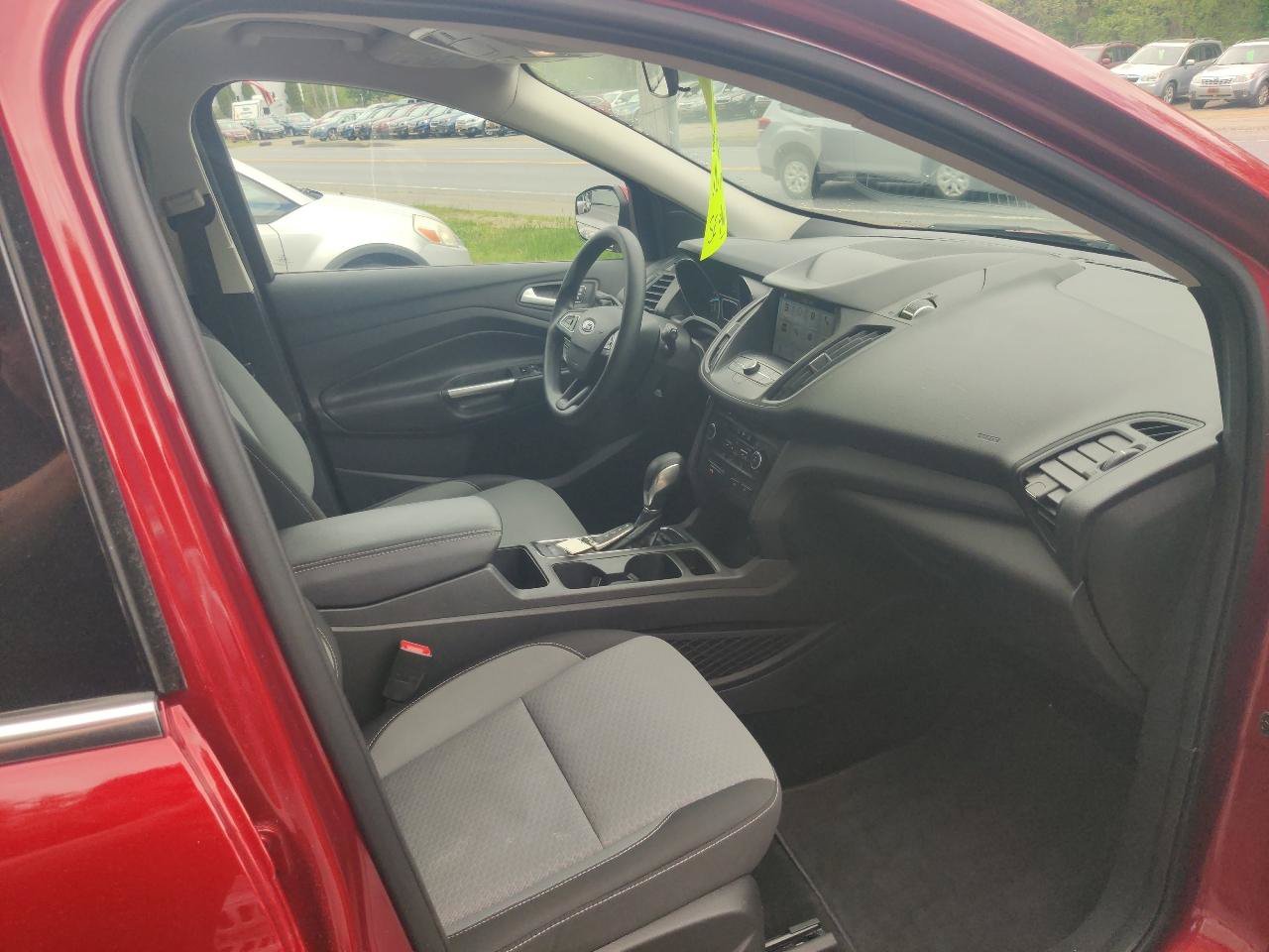 Used 2019 Ford Escape SE AWD/4WD image 15