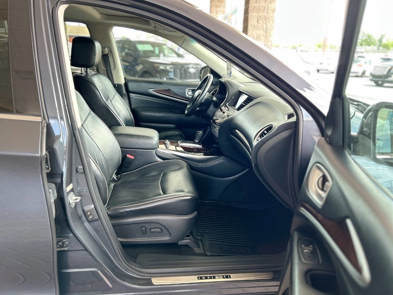 Used 2013 INFINITI JX35 AWD w/ Premium Pkg image 62