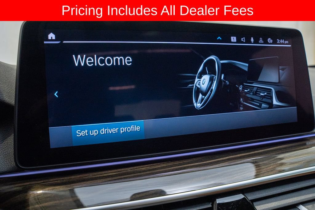 Used 2021 BMW 530e xDrive w/ Premium Package AWD/4WD image 14