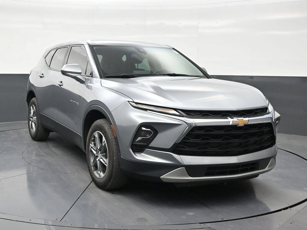 Used 2024 Chevrolet Blazer LT FWD image 7