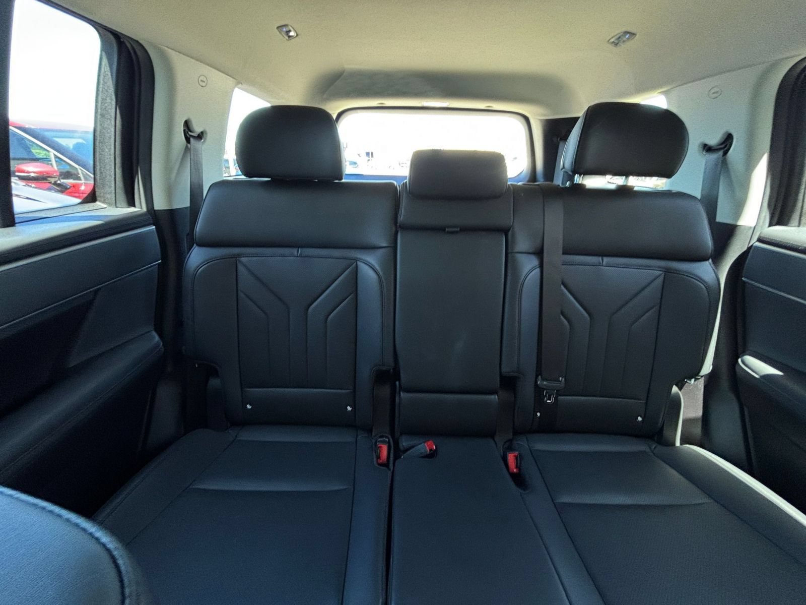Used 2026 Hyundai Santa Fe SEL FWD image 41